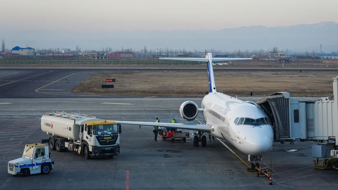 C909飛機載客突破3000萬人次