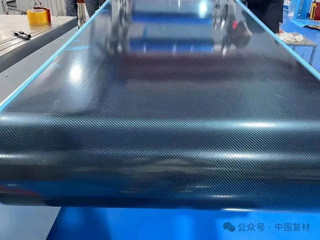 預(yù)浸料技術(shù)創(chuàng)新發(fā)展與市場(chǎng)應(yīng)用專題綜述